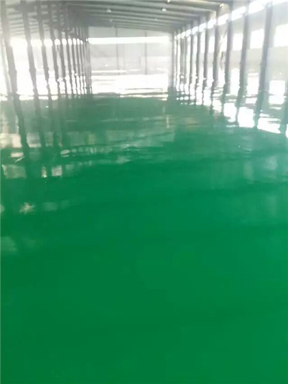西峰给你一份 地坪漆施工 + 维修（翻新）